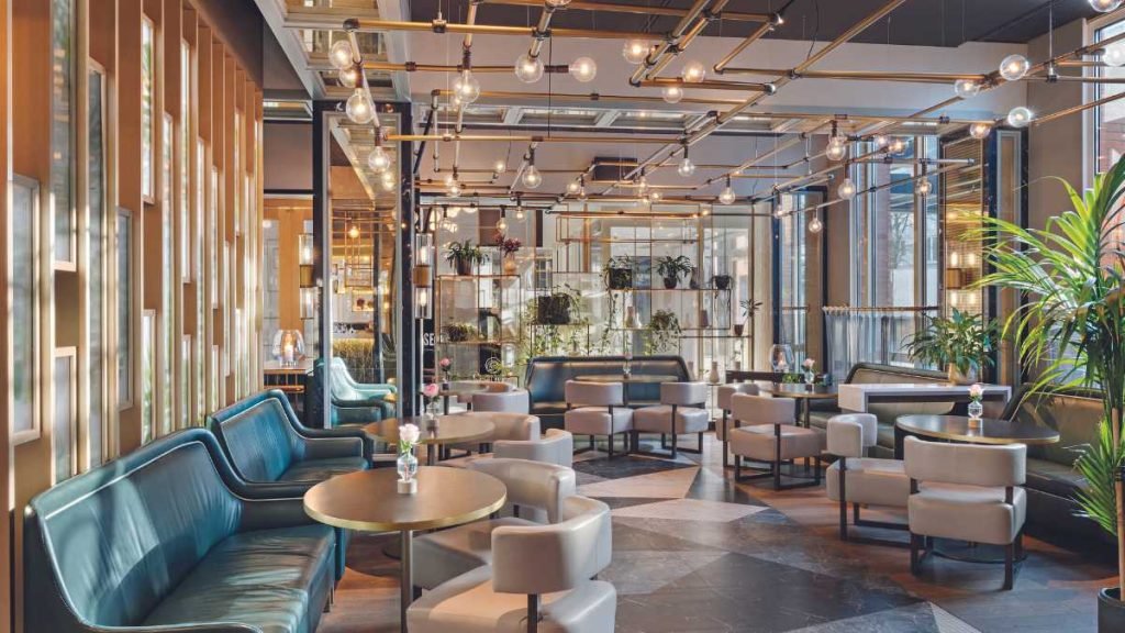 From City Vibes to Alpine Adventure: Munich's Ultimate Family Getaway with Hilton!