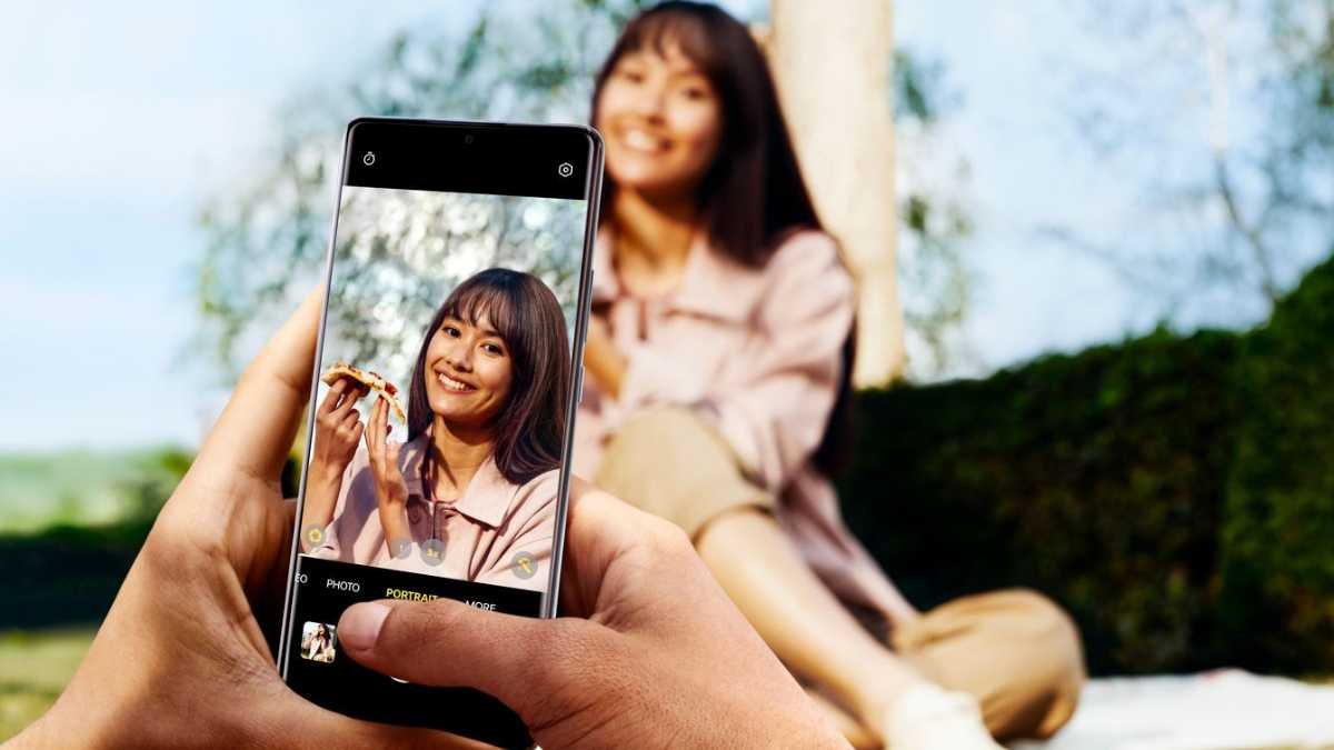 Say Cheese! The Viral Impact of OPPO's SLR-Standard Portrait Photography!
