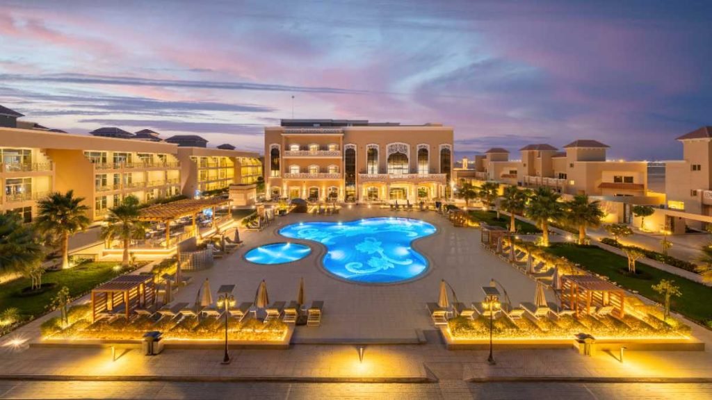 Summer Sensations: Dive into Luxury at Radisson Hotel Riyadh Airport!