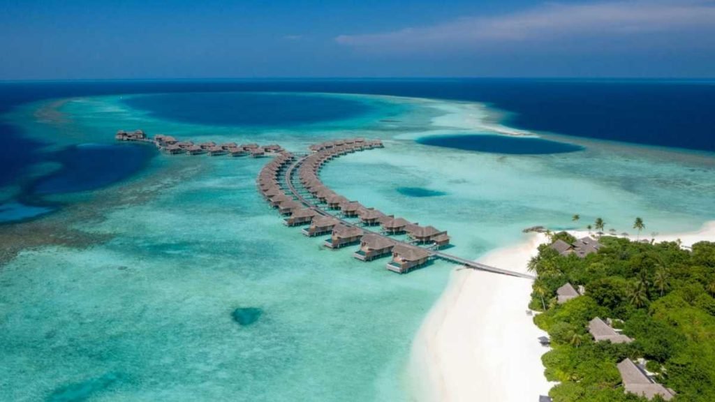 The St. Regis Maldives Vommuli Resort Unveil "Double the Rewards, Triple the Bliss" Offer.