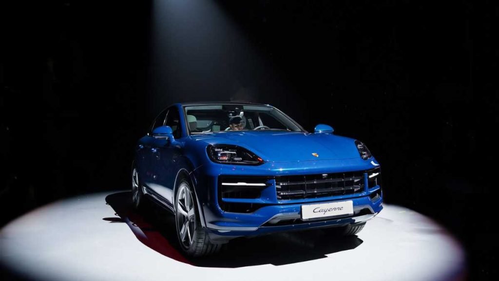 The Future of Luxury SUVs: Unveiling the Porsche Cayenne 2024