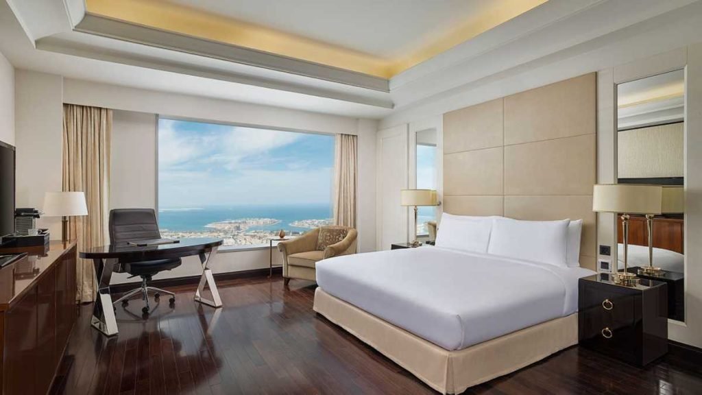 Hilton's Impactful Fight Against Food Waste in the UAE"