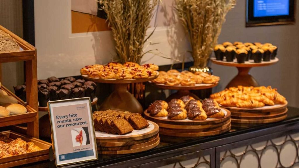 Hilton's UAE Hotels Achieve 62% Food Waste Reduction - Here's How!