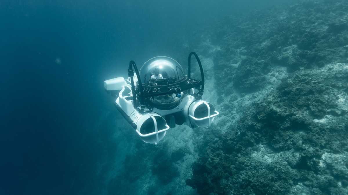 Patina Maldives' Submarine Experience