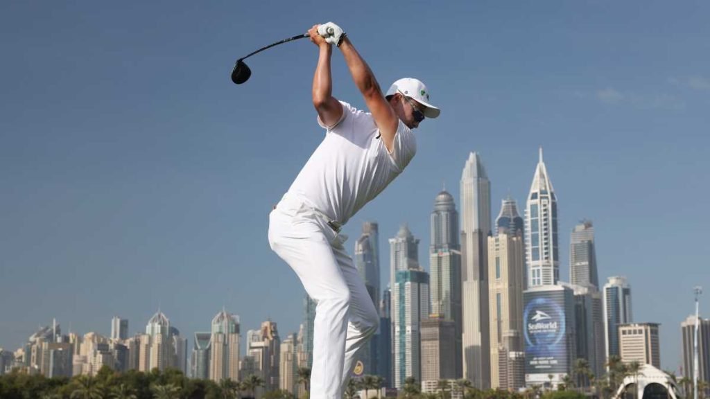 Haotong Li and Cameron Young Share the Lead at 2024 Hero Dubai Desert Classic!