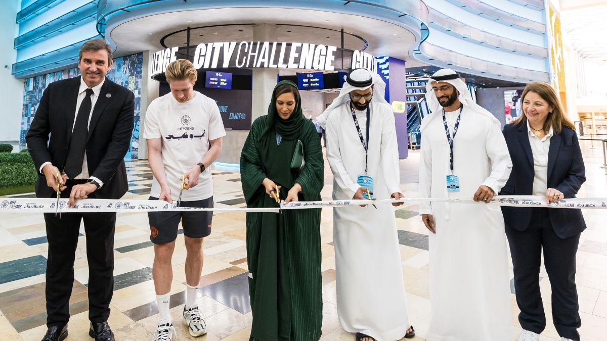 Manchester City's 'City Challenge' Takes Yas Mall by Storm with Kevin De Bruyne's Grand Opening!
