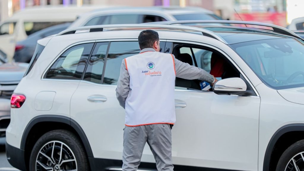 Aster Dm Healthcare And Dubai Police Collaborate To Distribute Iftar Kits During Ramadan (2)