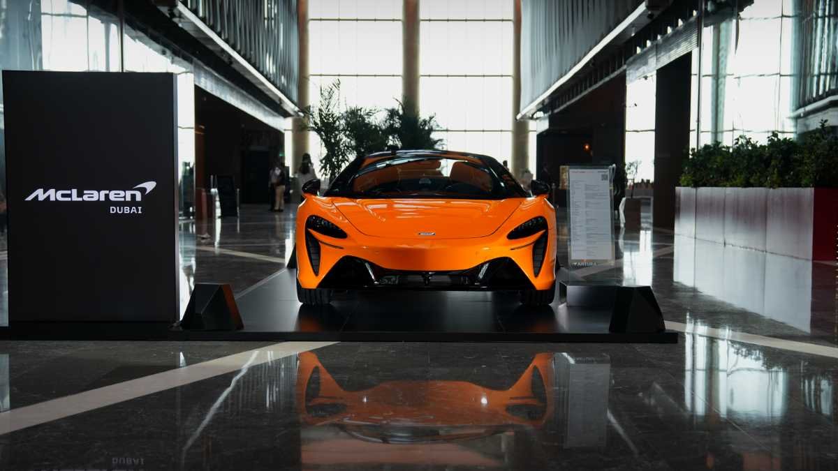 Mclaren Artura Spider At Rixos Premium Dubai