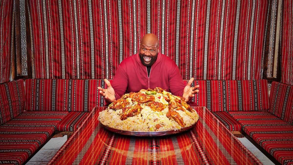 Shaquille O’neal Explores Abu Dhabi’s Street Food