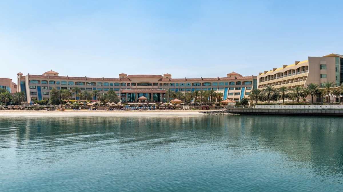 Discover Culinary Excellence At Al Raha Beach Hotel