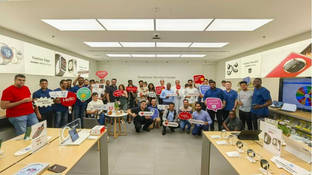 Huawei Hosts A Successful Service Open Day And Extends Generous Customer Offers
