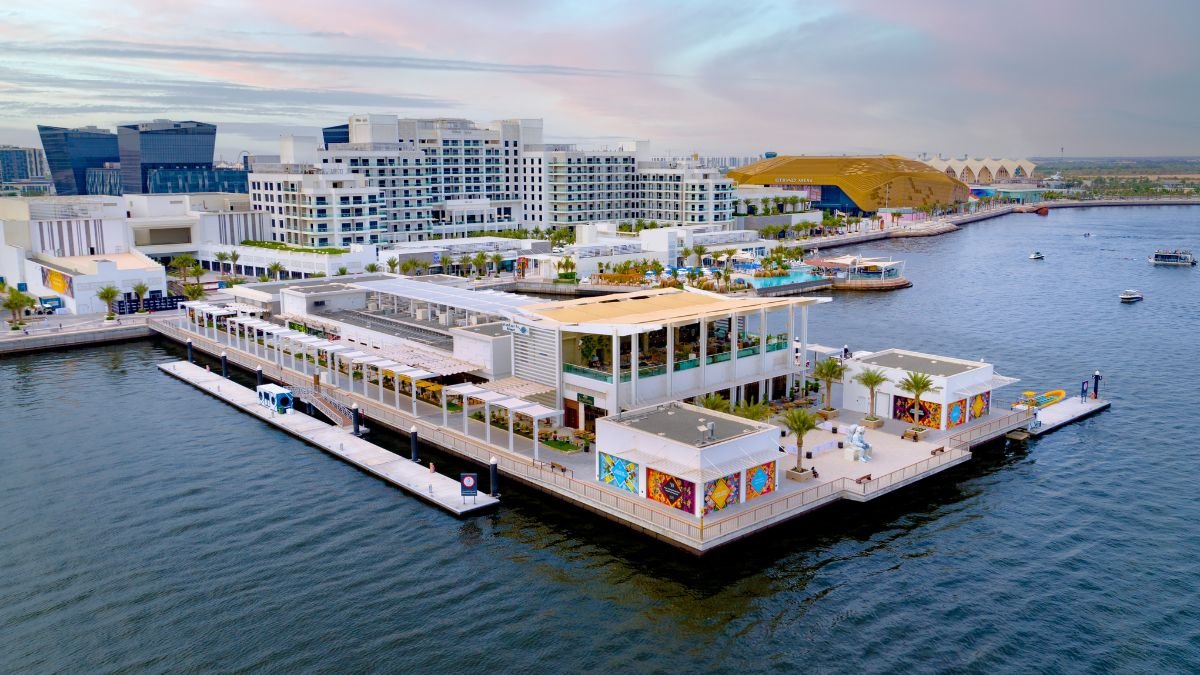 Enjoy free kids' meals and win VIP access to the Abu Dhabi Grand Prix this summer at Yas Bay Waterfront restaurants!