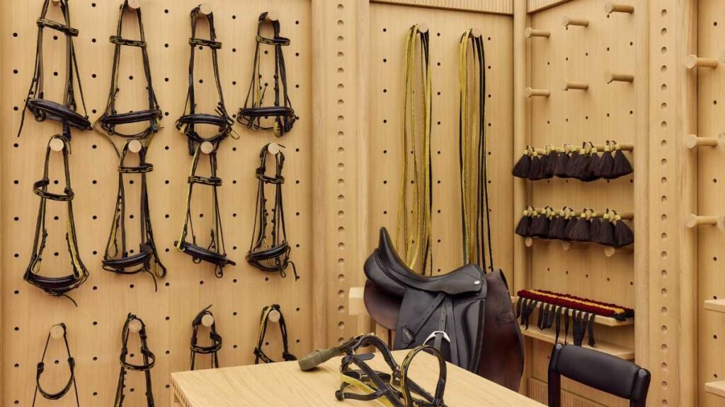  first saddle-making atelier