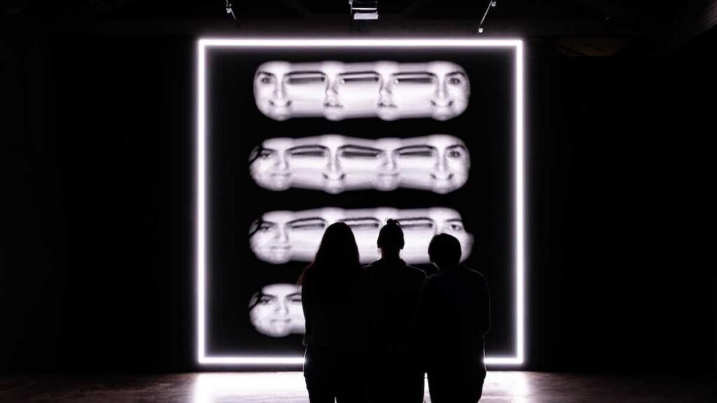 Experience A Festival of Light & Landscap With Manar Abu Dhabi 2025