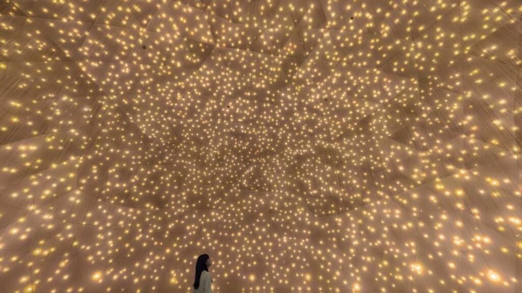 This-Eid-Step-Into-a-Living-Universe-at-teamLab-Phenomena-Abu-Dhabi